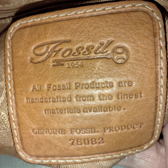 Women's Honey brown leather Fossil purse bag This bag was used On TikTok - Picture 8 of 13